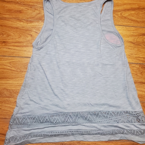 Despicable Me Minion Made Tank Top sz Medium - Picture 3 of 3